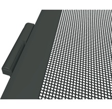 Detailní pohled na síť proti hmyzu