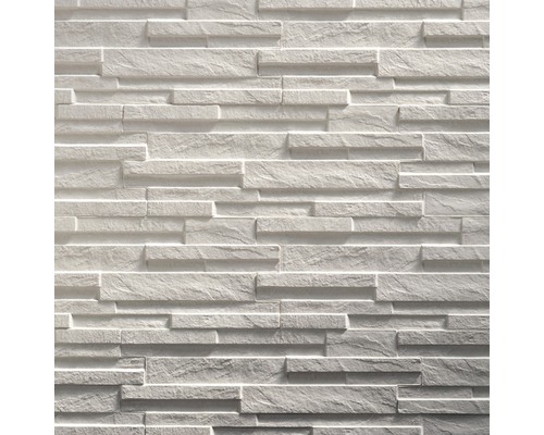 Obklad stěn z kamene v horizontálním uspořádání