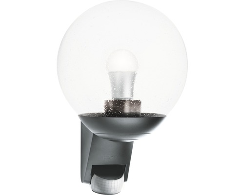 Venkovní svítidlo s detektorem pohybu a kulovým tvarem