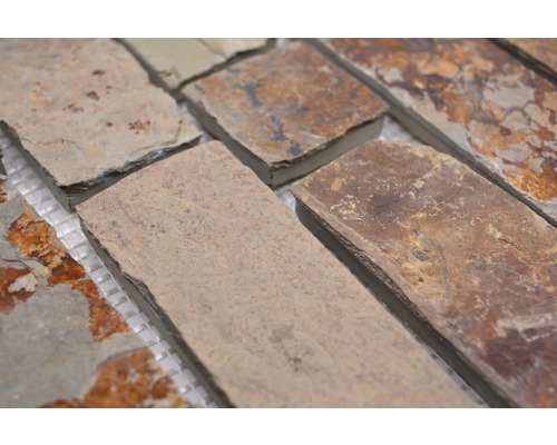 Detail obkladu stěn z přírodního kamene