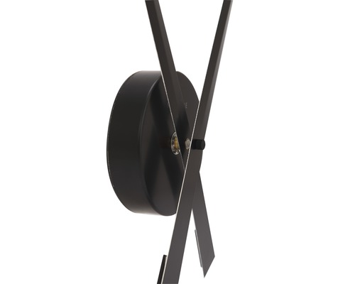 Detailní pohled na hodiny s ručičkami