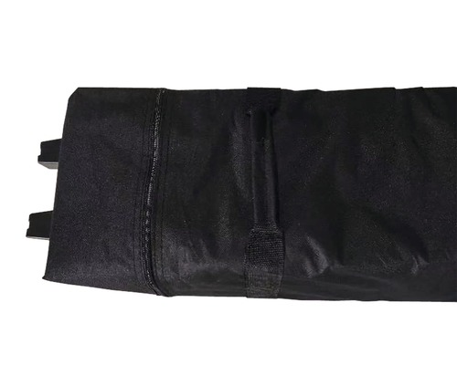 Černá taška se zipem a držadlem