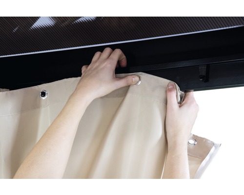 Montáž altánového závěsu s oky