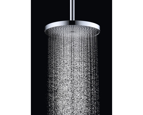 Dešťová sprcha s proudem vody