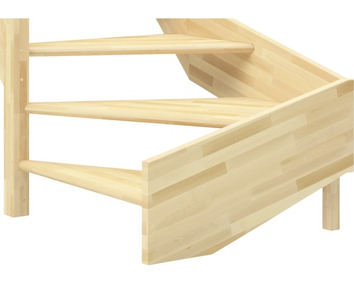 Detailní pohled na dřevěné schodiště