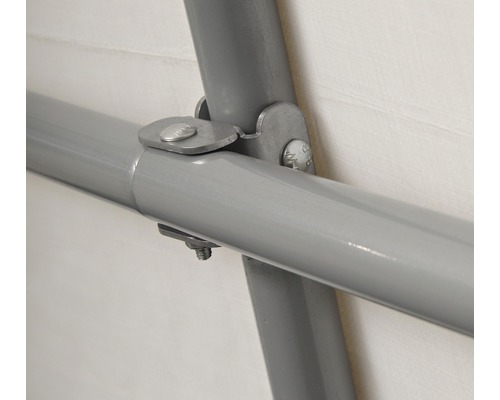 Detail trubkového spoje se šrouby