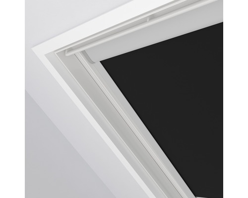 Střešní okno se zatemňovací roletou