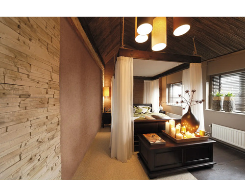 Ložnice s nebesy, dekorativními prvky a designem stěn