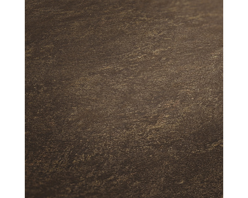 Detail hnědé kamenné tapety s matným povrchem.