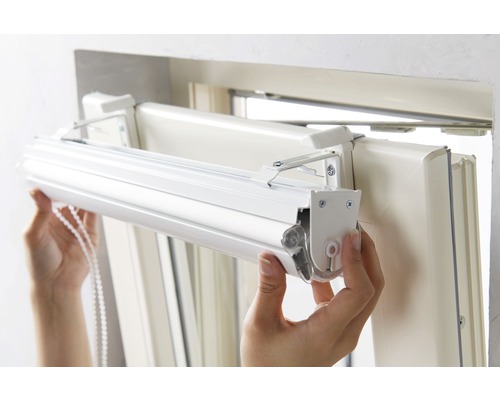 Instalace rolety na okno