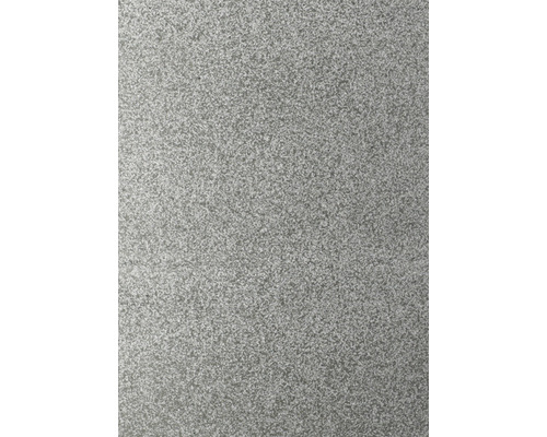 Detail šedé textilní tapety s jemnou strukturou