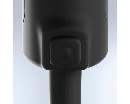 Detail elektrického stroje s hranatým tlačítkem