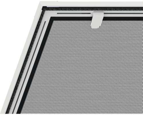 Detailní pohled na rámovou síť proti hmyzu