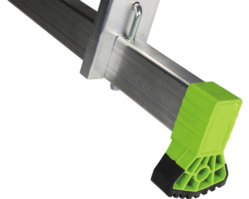 Detail hliníkového žebříku s patkou