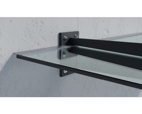 Skleněný přístřešek s kovovým rámem a nástěnným upevněním