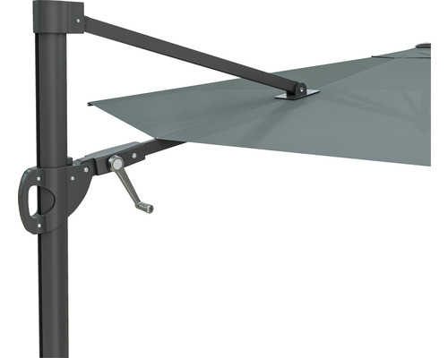 Detail slunečníku s klikovým mechanismem