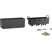 Květináč se zavlažovacím systémem a příslušenstvím