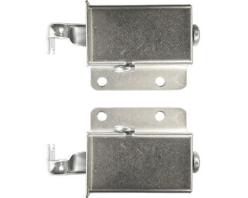 Dva kovové závěsy rolety