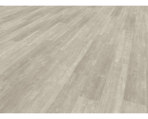 Podlahová krytina ze světlého laminátu s dřevěným vzhledem