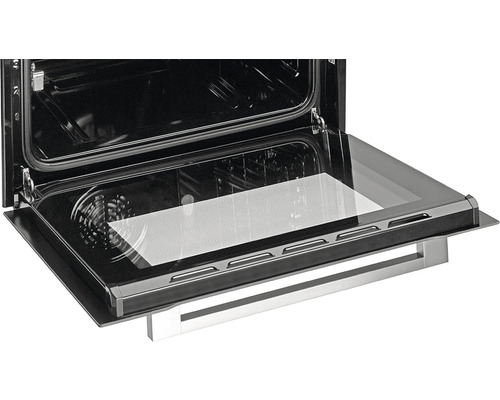 Otevřená vestavná trouba se skleněnými dvířky