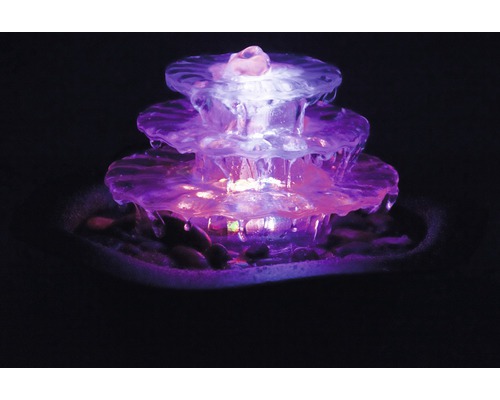 Dekorativní pokojová fontána se třemi úrovněmi a osvětlením