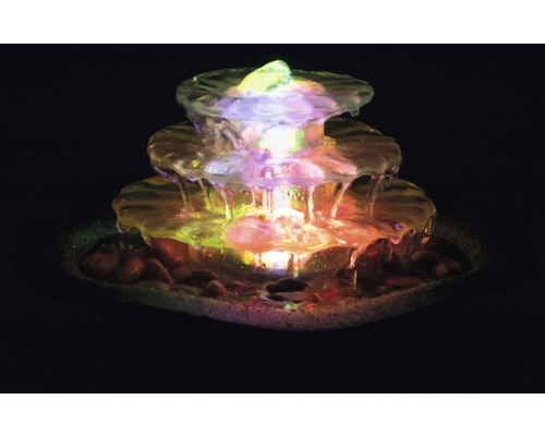 Dekorativní pokojová fontána se třemi úrovněmi a osvětlením