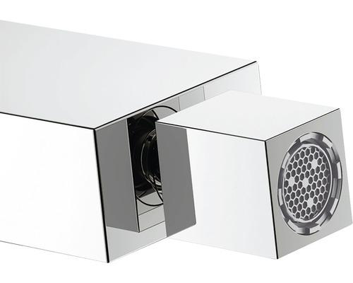 Umyvadlová baterie s hranatým výtokem pro koupelnu