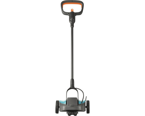 Elektrický vertikutátor pro péči o zahradu