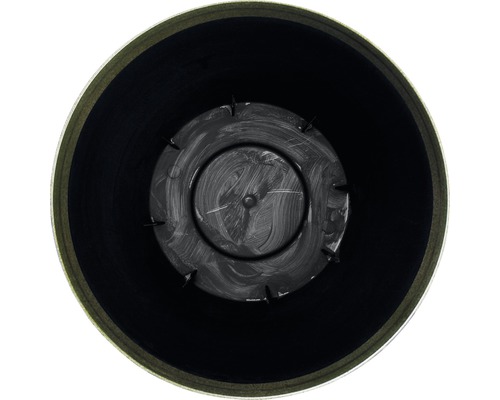 Vnitřní pohled na květináč