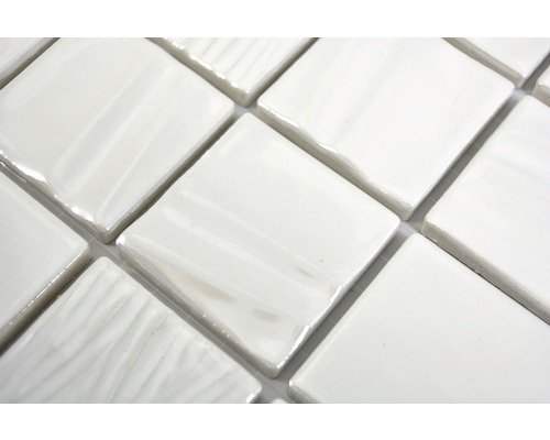 Čtvercové keramické dlaždice, lesklé