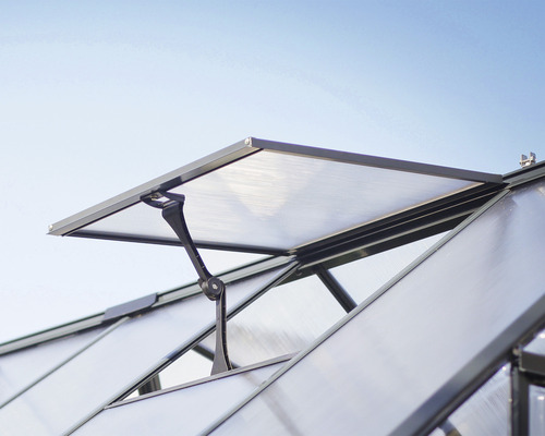 Otevřené okno skleníku