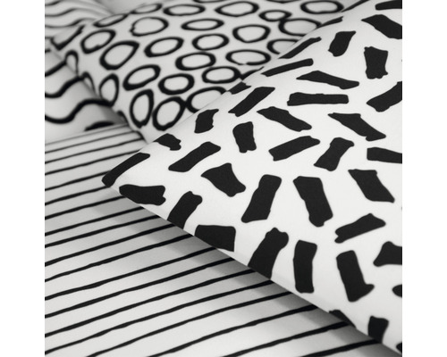 Ložní prádlo s různými geometrickými vzory