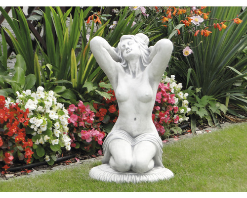 Zahradní socha Nora 57 cm