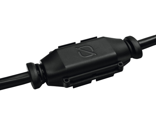 Černý kabelový konektor