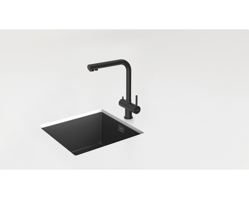 Kuchyňský dřez s baterií