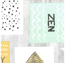 Různé umělecké tisky s motivy a nápisy