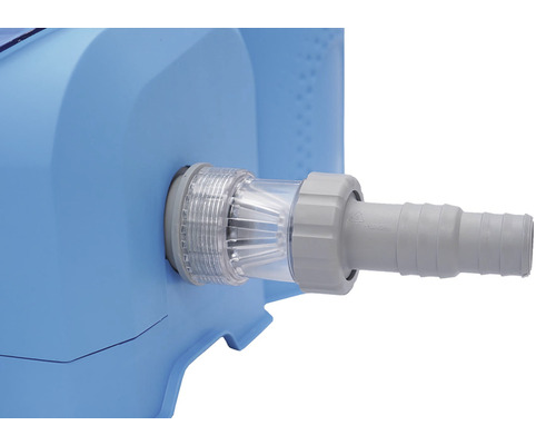 Detailní pohled na připojení bazénové hadice.