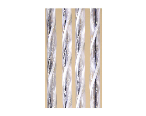 Čtyři stočené plastové tyče