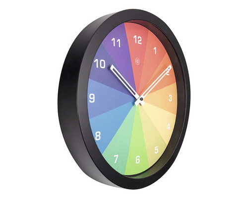 Nástěnné hodiny s barevným ciferníkem a černým rámem
