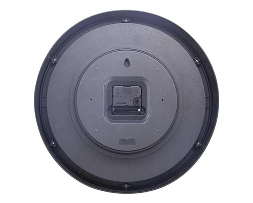 Zadní strana kulatých nástěnných hodin s křemenným strojkem