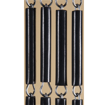 Detail lamelových dveří s plastovými profily a kovovými kroužky pro zavěšení