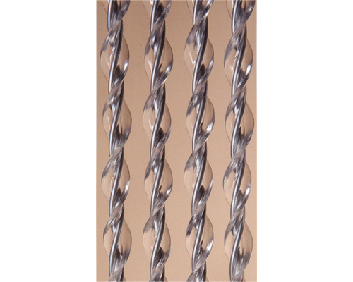 Detailní záběr na kroucené záclonové závaží z kovu a plastu