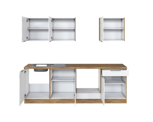 Kuchyňská linka s dřezem, spodními skříňkami a horními skříňkami