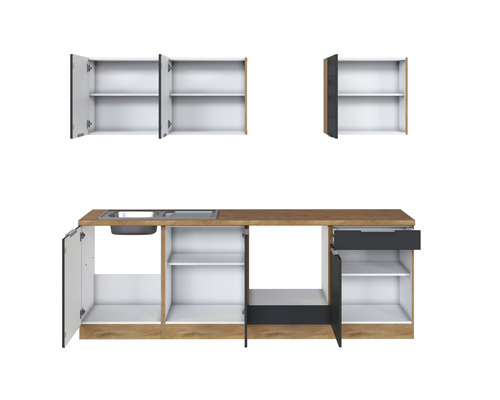 Kuchyňská linka s dřezem, spodními skříňkami a horními skříňkami