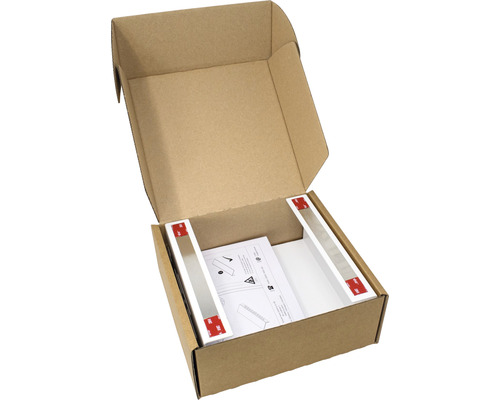 Otevřená krabice s montážním návodem a dvěma LED světly