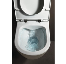 Bílé závěsné WC s oplachováním