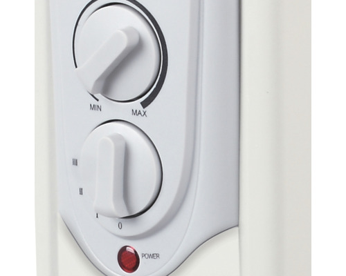 Detail termostatu radiátoru s úrovněmi výkonu a regulací teploty