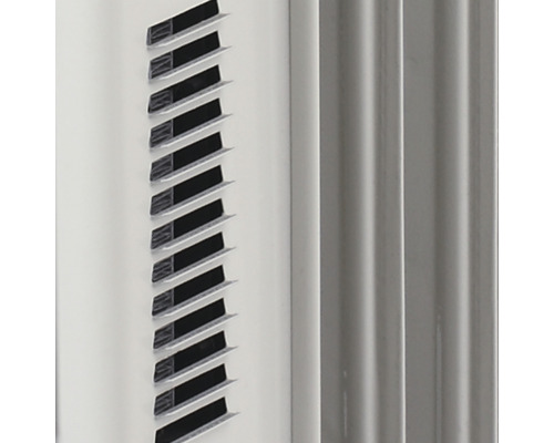 Detail radiátoru s lamelami