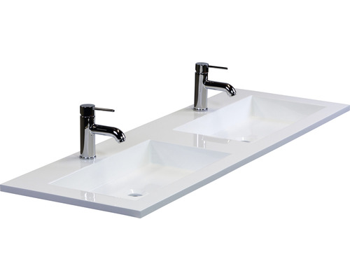 Dvojité umyvadlo ze sanitární keramiky se dvěma vodovodními bateriemi