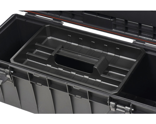 Otevřený box na nářadí s vyjímatelnou vložkou.